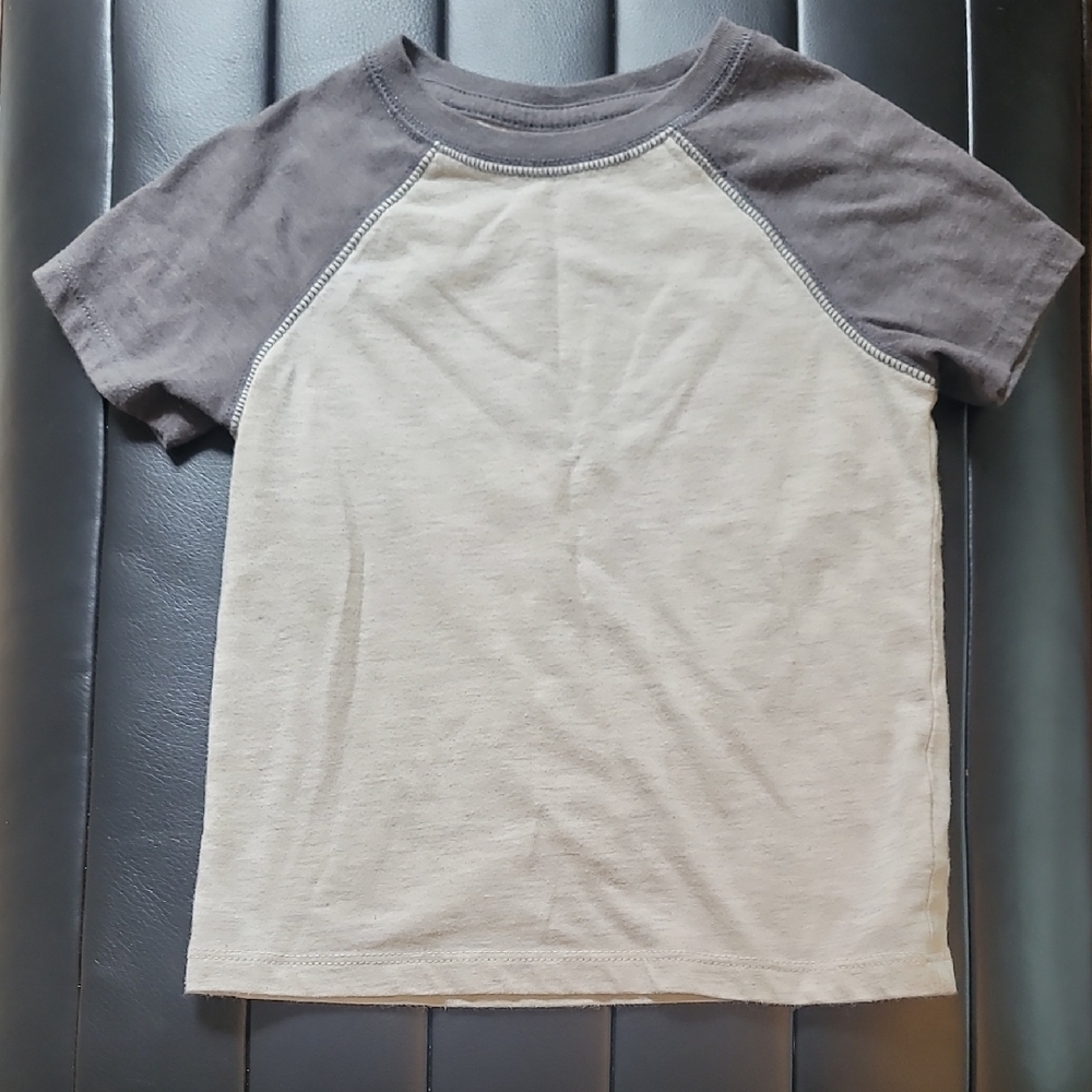 Cat & Jack Gray and Cream Raglan Tee